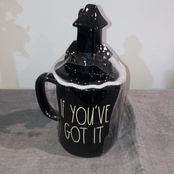 Rae Dunn IF YOU’VE GOT IT HAUNT IT Black Haunted Coffee Mug NEW Halloween 🎃 - Picture 2 of 7